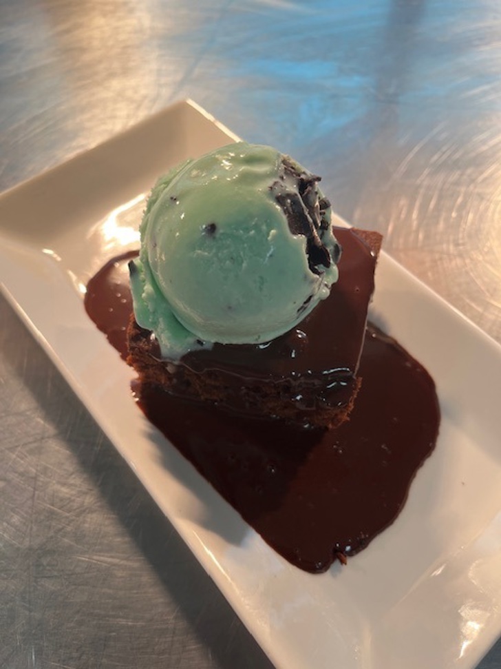 Chocolate Pudding with Mint Chocolate Ice Cream